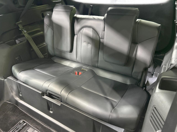 2023 Mitsubishi OUTLANDER PHEV 5LA-GN0W (UW-69fea4056736f)[26]