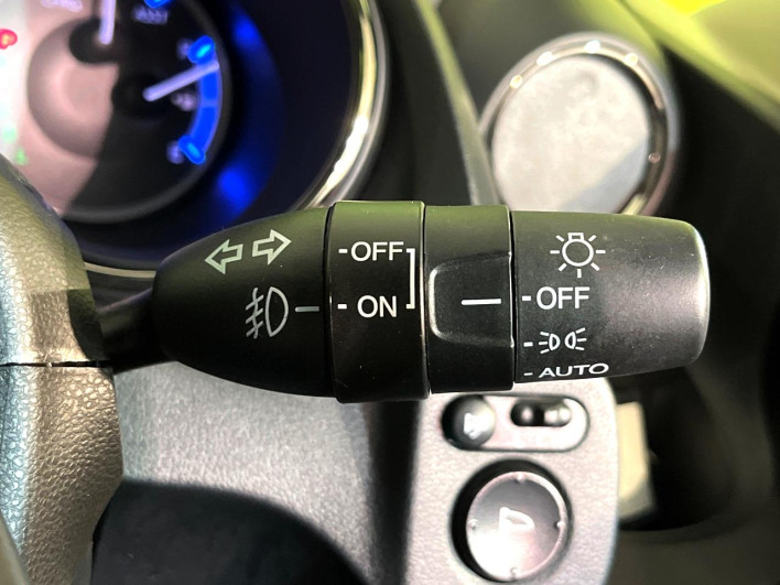 2012 Honda Fit Shuttle Hybrid DAA-GP2 (UW-69fea405bfc70)[24]