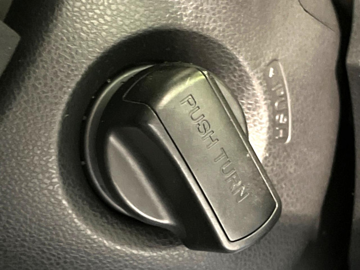 2012 Honda Fit Shuttle Hybrid DAA-GP2 (UW-69fea405bfc70)[12]