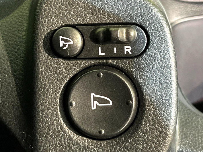 2012 Honda Fit Shuttle Hybrid DAA-GP2 (UW-69fea405bfc70)[10]