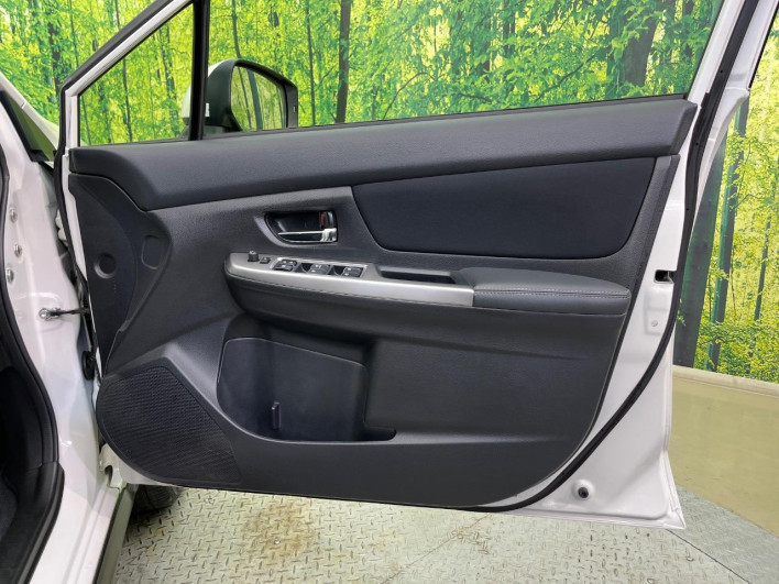2014 Subaru XV DBA-GP7 (UW-69fea409194f5)[18]