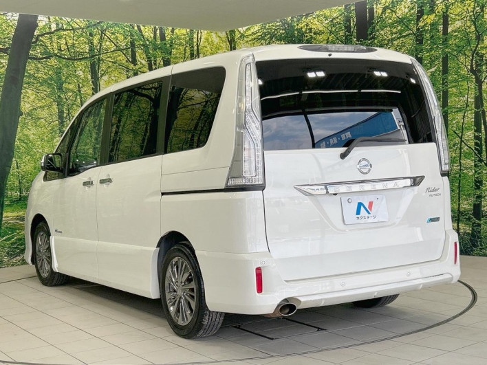 2014 Nissan Serena DAA-HC26 (UW-69fea40f799ef)[10]