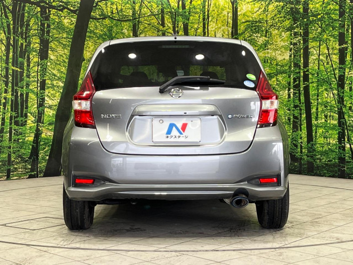 2017 Nissan Note DAA-HE12 (UW-69fea40fc2b58)[28]