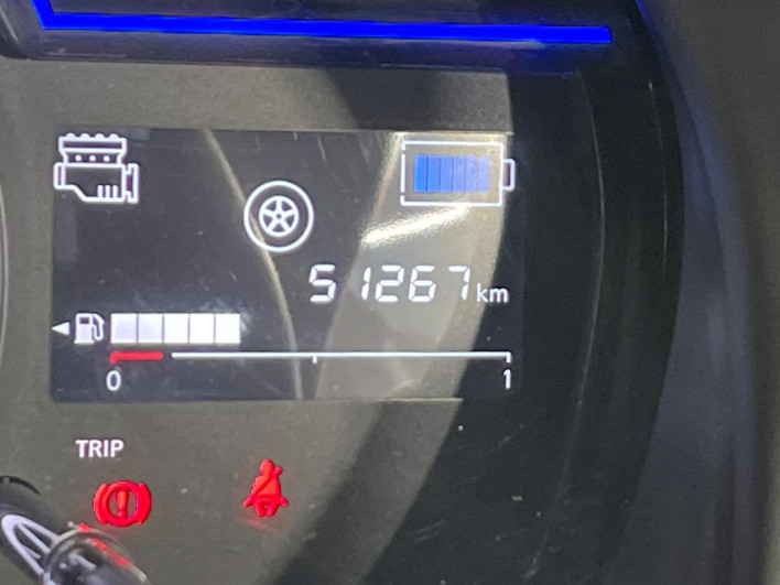 2017 Nissan Note DAA-HE12 (UW-69fea40fc2b58)[2]