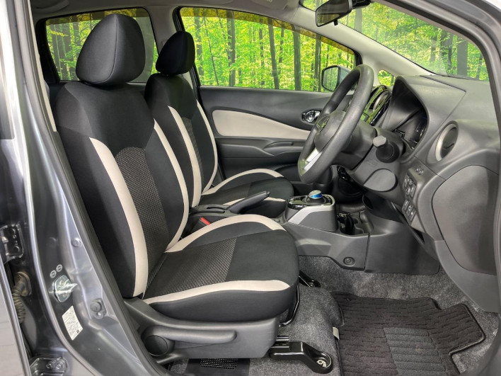 2017 Nissan Note DAA-HE12 (UW-69fea40fc2b58)[24]