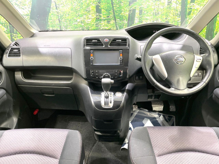 2013 Nissan Serena DAA-HFC26 (UW-69fea4147c6b2)[4]