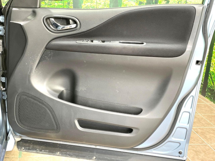 2013 Nissan Serena DAA-HFC26 (UW-69fea4147c6b2)[7]