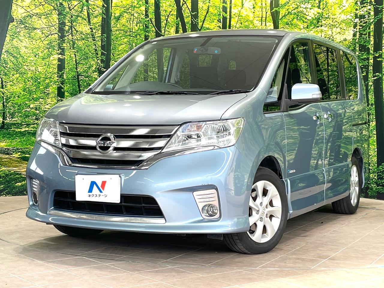 2013 Nissan Serena DAA-HFC26