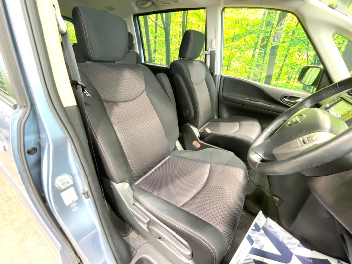 2013 Nissan Serena DAA-HFC26 (UW-69fea4147c6b2)[29]
