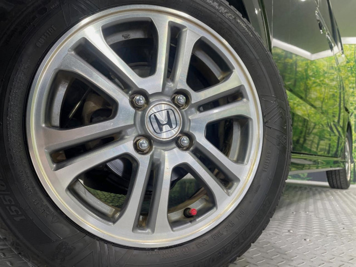 2013 Honda N-BOX CUSTOM DBA-JF1 (UW-69fea41d25937)[4]