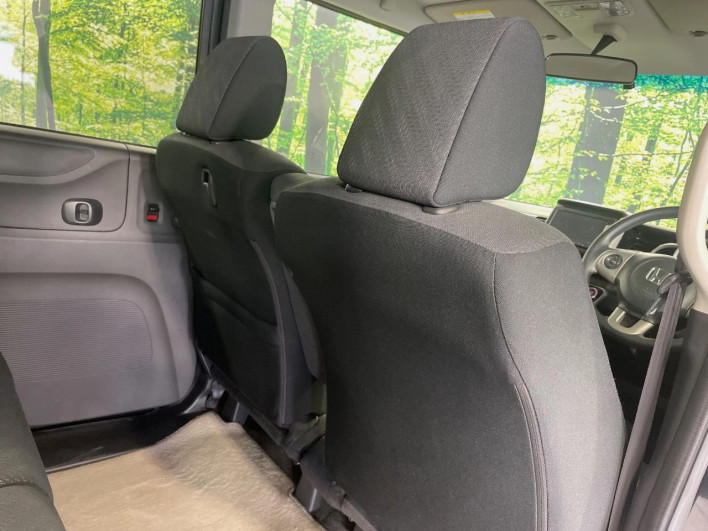 2013 Honda N-BOX CUSTOM DBA-JF1 (UW-69fea41d25937)[29]