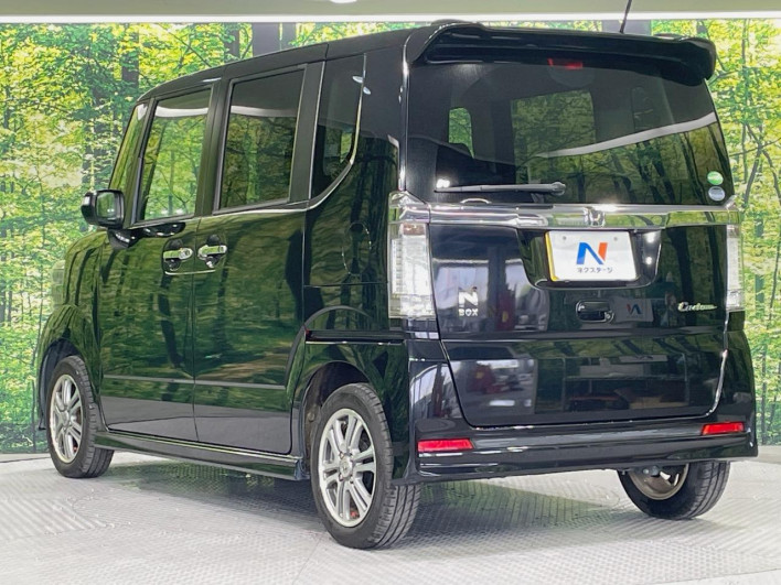 2013 Honda N-BOX CUSTOM DBA-JF1 (UW-69fea41d25937)[18]
