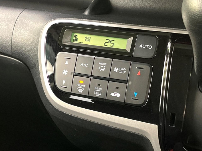 2013 Honda N-BOX Plus DBA-JF1 (UW-69fea41fc9d08)[21]