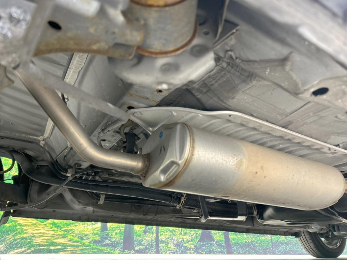 2019 Honda N-BOX CUSTOM DBA-JF3 (UW-69fea4226ba03)[25]
