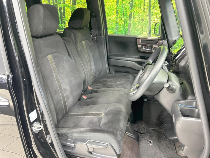 2019 Honda N-BOX CUSTOM DBA-JF3 (UW-69fea4226ba03)[24]