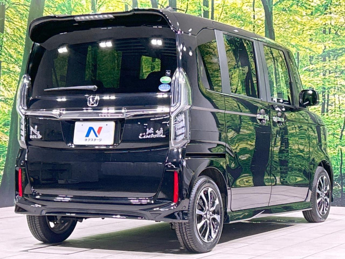 2019 Honda N-BOX CUSTOM DBA-JF3 (UW-69fea4226ba03)[10]