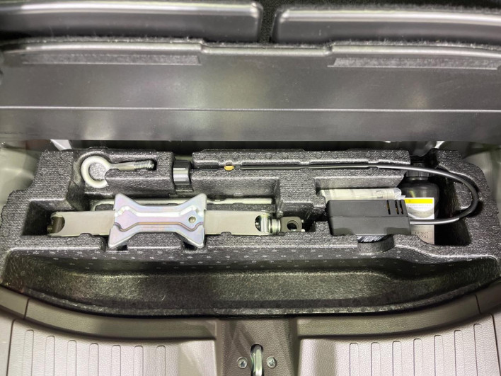 2021 Honda N-BOX 6BA-JF4 (UW-69fea425e0e33)[19]
