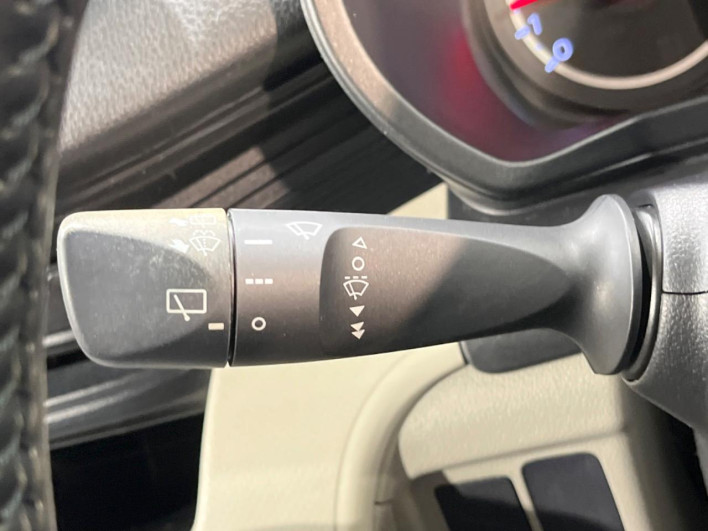 2016 Daihatsu Move DBA-LA150S (UW-69fea437c27f2)[23]