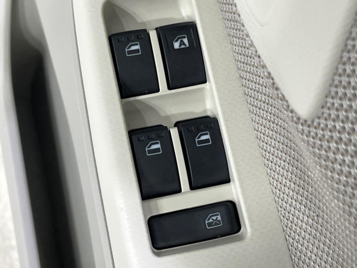 2015 Subaru Stella DBA-LA160F (UW-69fea4389300f)[10]