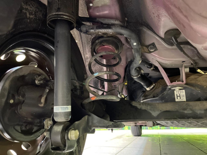 2018 Daihatsu Mirai Ease DBA-LA350S (UW-69fea43c19d1a)[18]