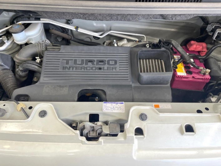 2015 Daihatsu Wake DBA-LA700S (UW-69fea445312d9)[4]