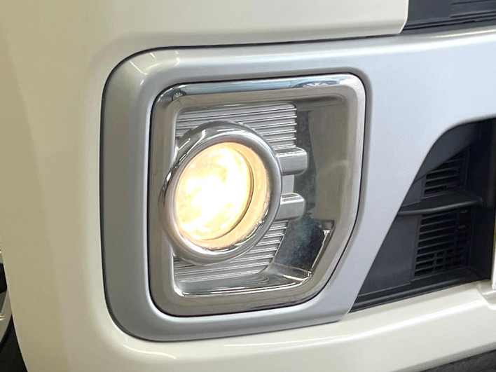 2015 Daihatsu Wake DBA-LA700S (UW-69fea445312d9)[29]