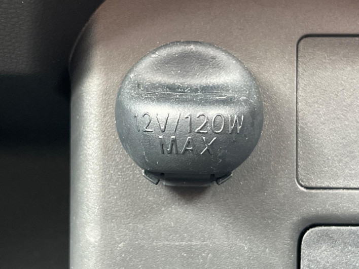 2018 Daihatsu Wake DBA-LA700S (UW-69fea44577de6)[23]