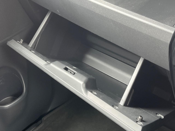 2018 Daihatsu Wake DBA-LA700S (UW-69fea44577de6)[22]