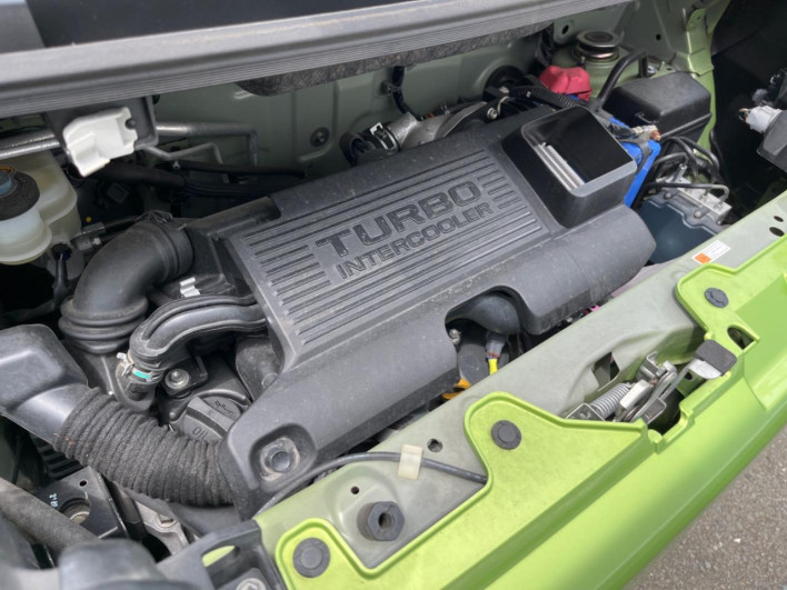 2018 Daihatsu Wake DBA-LA700S (UW-69fea44577de6)[28]