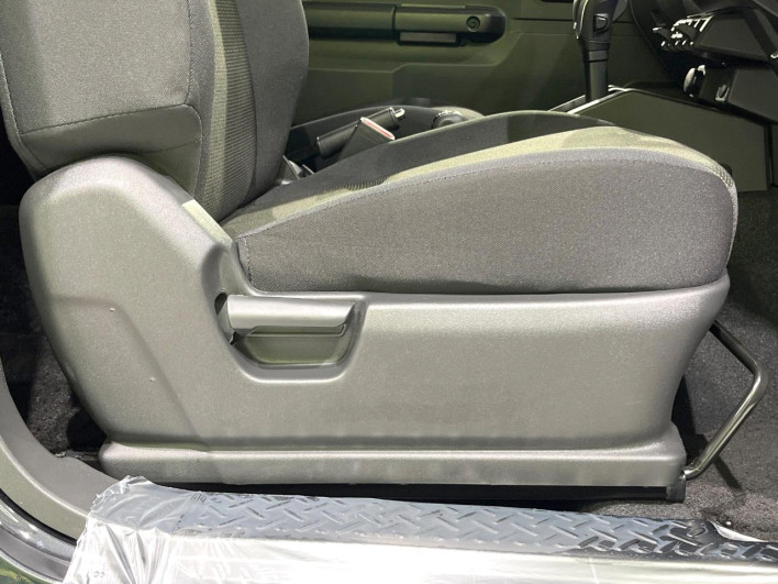 2025 Suzuki Jimny Nomad 3BA-JC74W (UW-69fea451db08a)[14]
