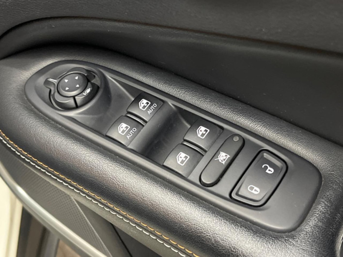 2019 Chrysler Jeep Compass ABA-M624 (UW-69fea454f19a8)[22]