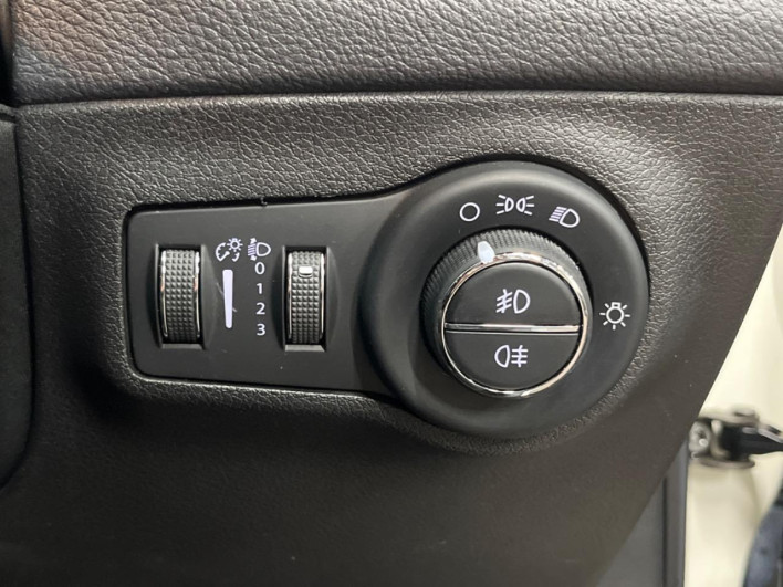 2019 Chrysler Jeep Compass ABA-M624 (UW-69fea454f19a8)[21]