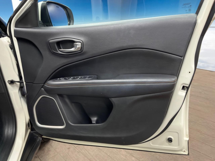 2019 Chrysler Jeep Compass ABA-M624 (UW-69fea454f19a8)[24]