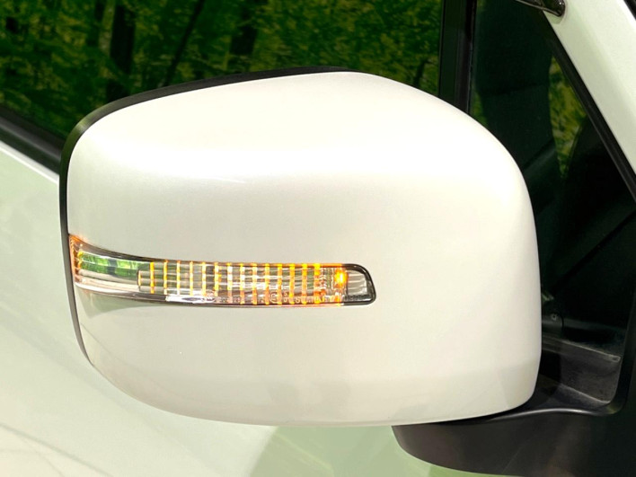 2013 Suzuki Wagon R Stingray DBA-MH34S (UW-69fea45634991)[8]