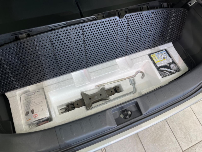 2019 Suzuki Hustler DAA-MR41S (UW-69fea46461532)[25]