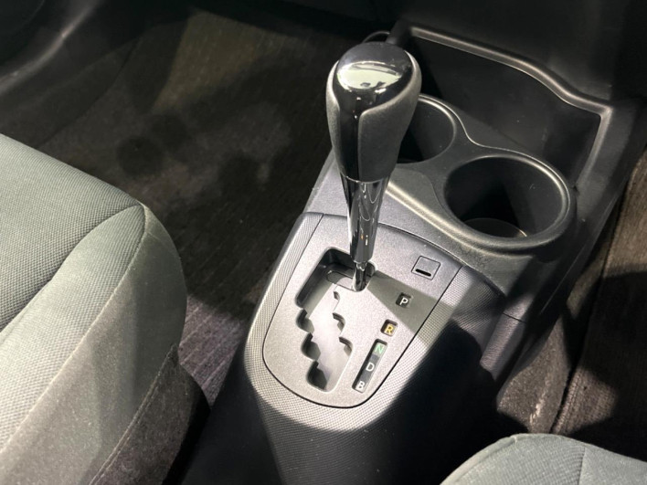 2018 Toyota Aqua DAA-NHP10 (UW-69fea47deb6c9)[29]