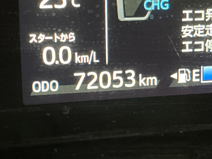 2018 Toyota Aqua DAA-NHP10 (UW-69fea47deb6c9)[2]