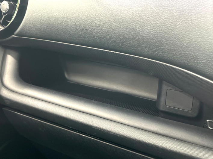 2018 Toyota Aqua DAA-NHP10 (UW-69fea47deb6c9)[20]