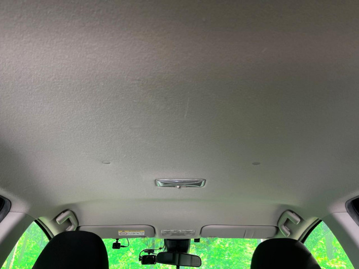 2018 Toyota Aqua DAA-NHP10 (UW-69fea47deb6c9)[14]