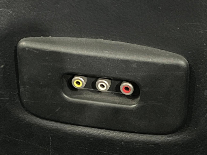 2012 Nissan Elgrand DBA-TE52 (UW-69fea49171004)[22]