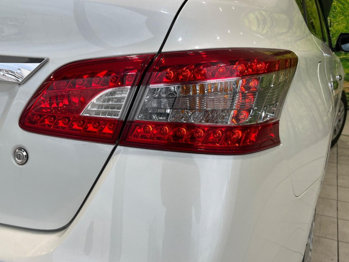 2015 Nissan SYLPHY DBA-TB17 (UW-69fea4918a537)[15]