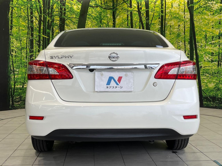 2015 Nissan SYLPHY DBA-TB17 (UW-69fea4918a537)[17]