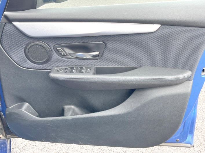2016 BMW 2 Series LDA-2C20 (UW-69fea498b7ecf)[23]