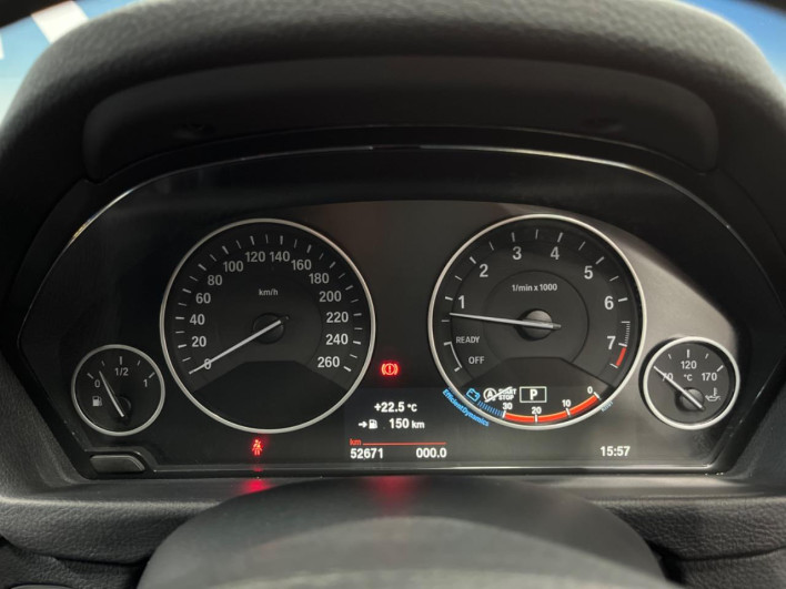 2016 BMW 3 Series DBA-8A20 (UW-69fea49b06dc9)[14]