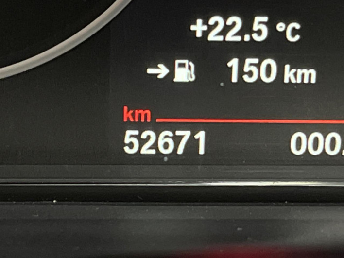 2016 BMW 3 Series DBA-8A20 (UW-69fea49b06dc9)[2]