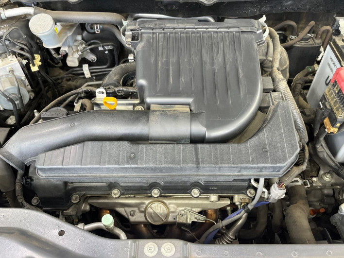 2016 Suzuki Swift DBA-ZC72S (UW-69fea4a3032cc)[4]