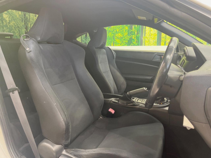 2013 Toyota 86 DBA-ZN6 (UW-69fea4a567902)[11]
