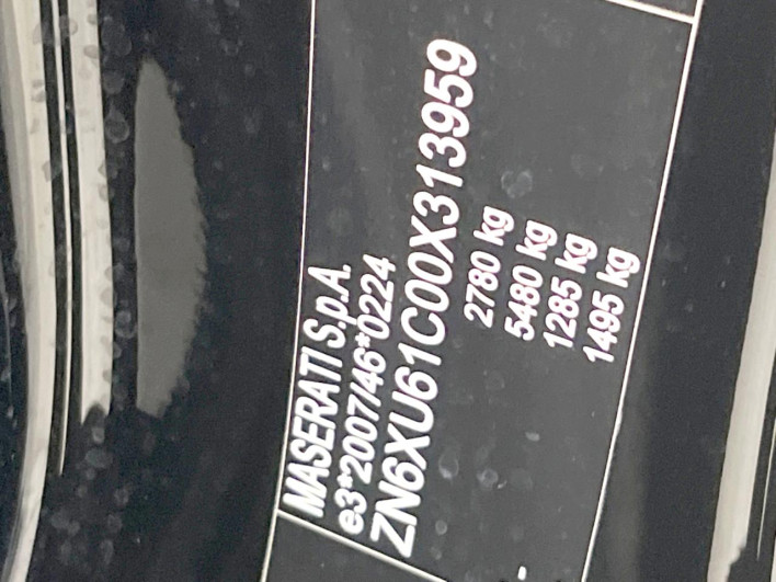 2019 Maserati Levante ABA-MLE30D (UW-69fea4a6ddd96)[1]