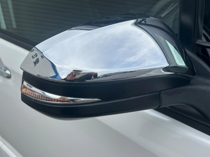 2015 Toyota Voxy DBA-ZRR80W (UW-69fea4a82235c)[5]