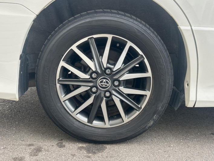 2015 Toyota Voxy DBA-ZRR80W (UW-69fea4a82235c)[9]